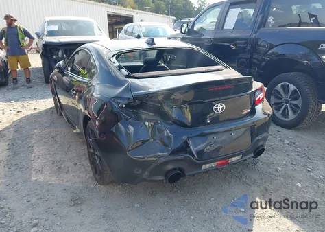 2024 Toyota Gr86 Premium из США, поврежденный, VIN JF1ZNBE13R8752656